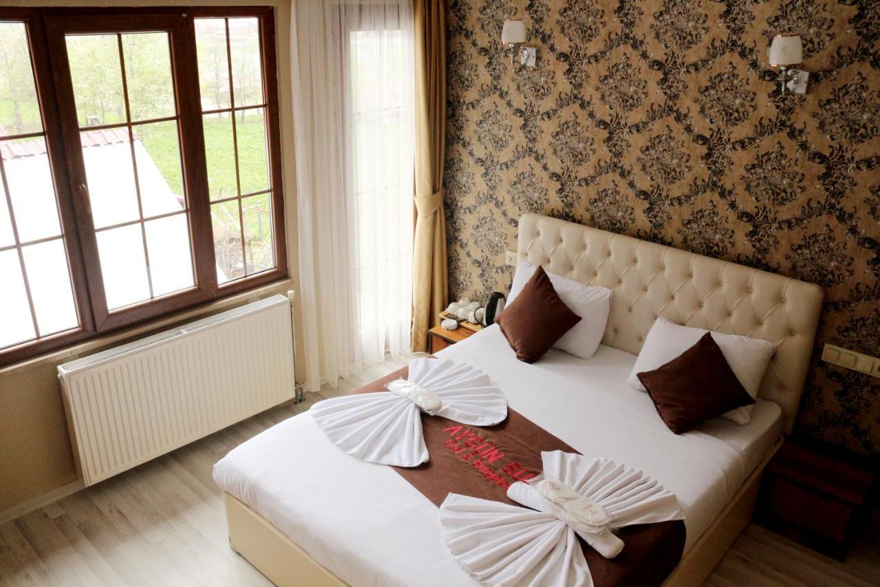 Ayguen Suites Hotel&Bungalow Uzungoel ภายนอก รูปภาพ